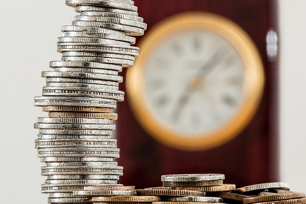 7 Essential Money Moves for 18-20 Year-Olds - image of coins

