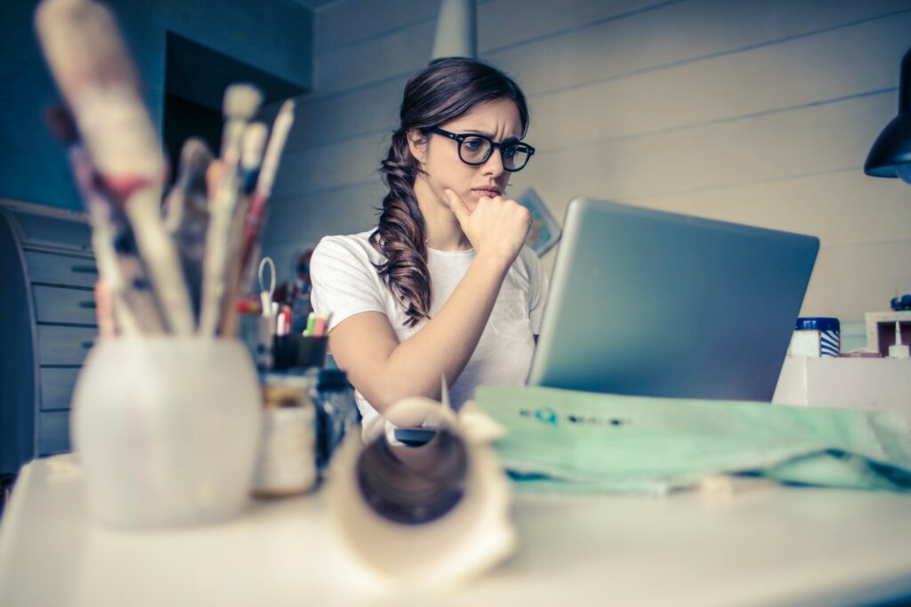 Money Mindset Advice - image of woman concentrating